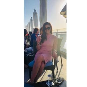 Meet your Posher, Becky